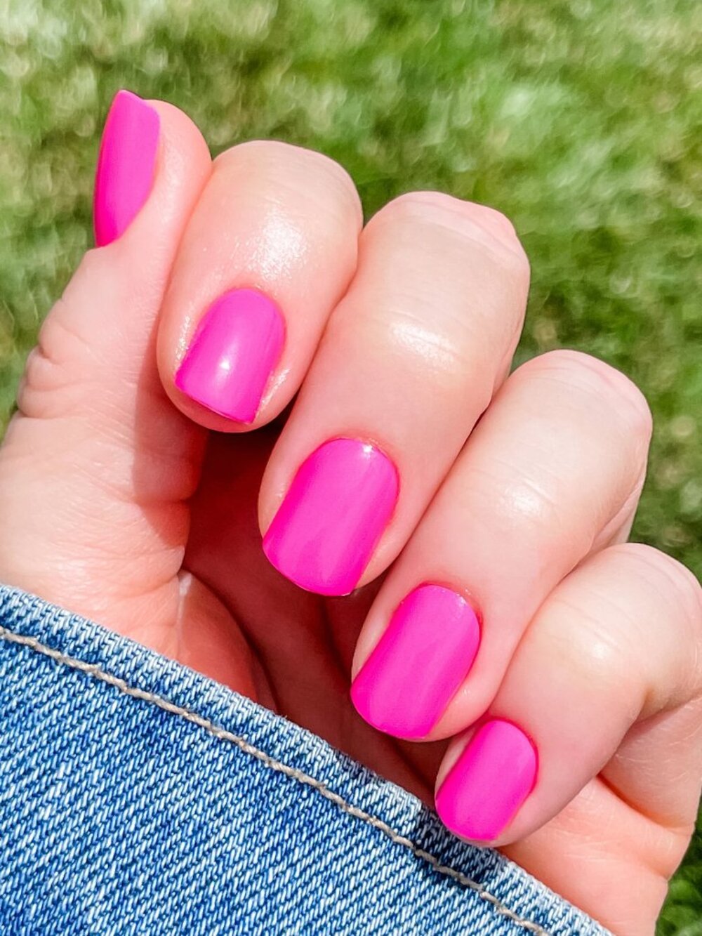Gloss Angeles - Color Street Nail Polish Strips Retired Neon Pink Nail Polish